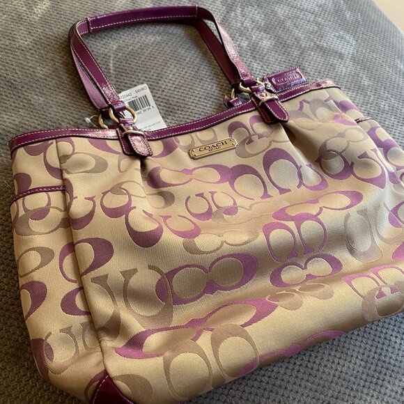 NWT Coach Signature Satin Tote with Purple Patent Trim - Picture 1 of 6